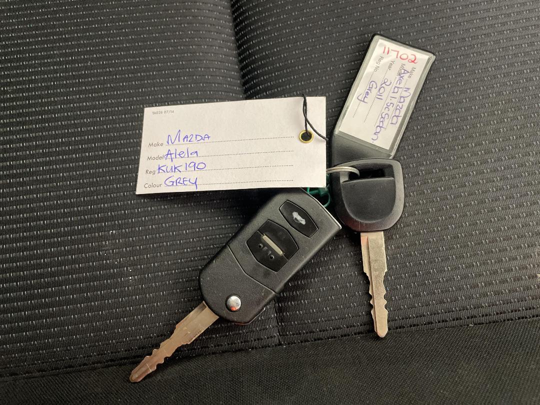 Photo '22' of Mazda Axela Photo '22' of Mazda Axela