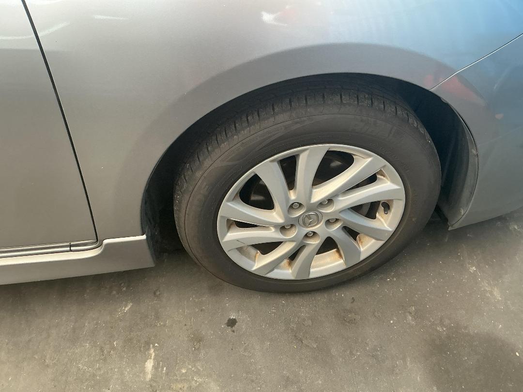 Photo '2' of Mazda Axela Photo '2' of Mazda Axela