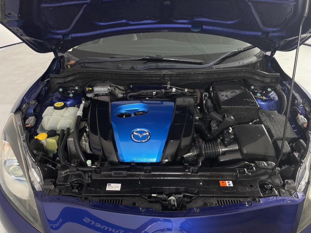 Photo '13' of Mazda Axela