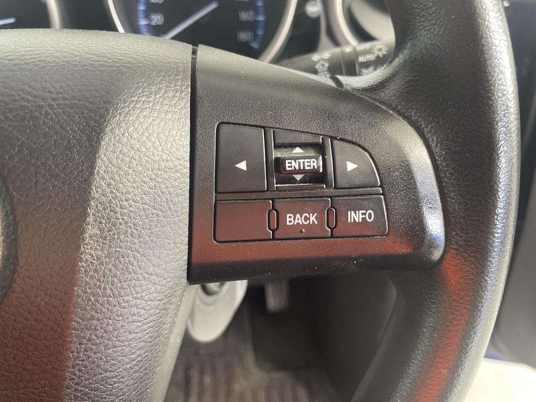 Photo '24' of Mazda Axela