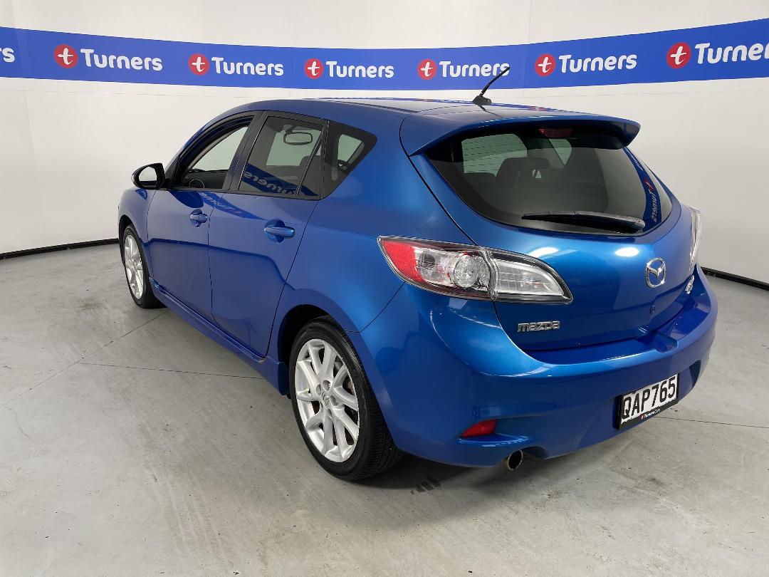 Photo '5' of Mazda Axela