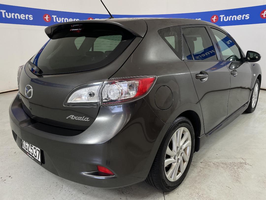 Photo '7' of Mazda Axela