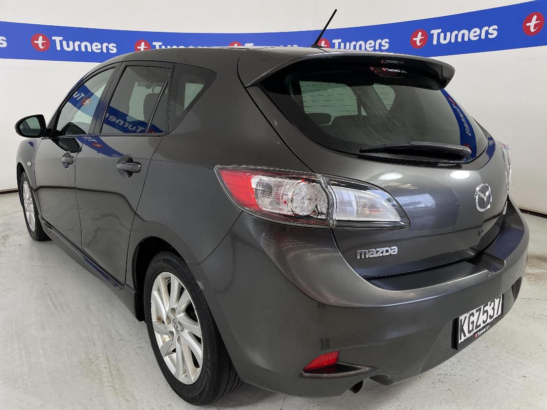 Photo '5' of Mazda Axela