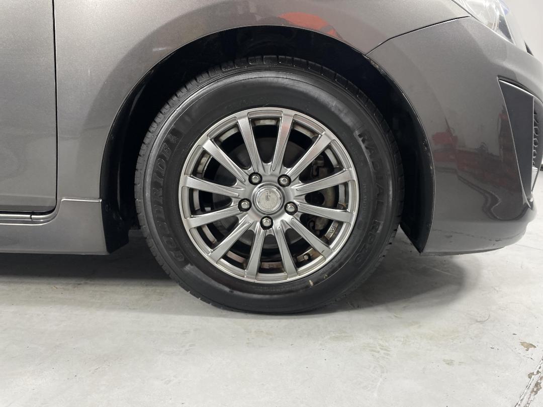 Photo '9' of Mazda Axela