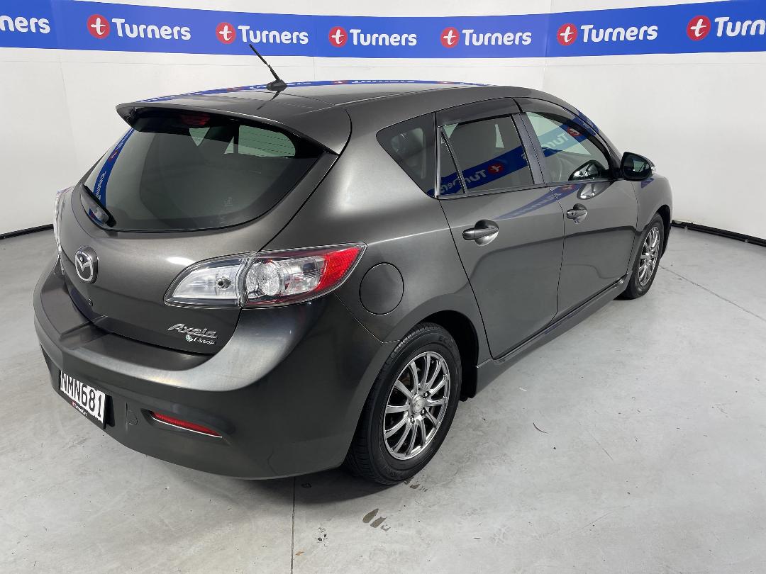 Photo '7' of Mazda Axela