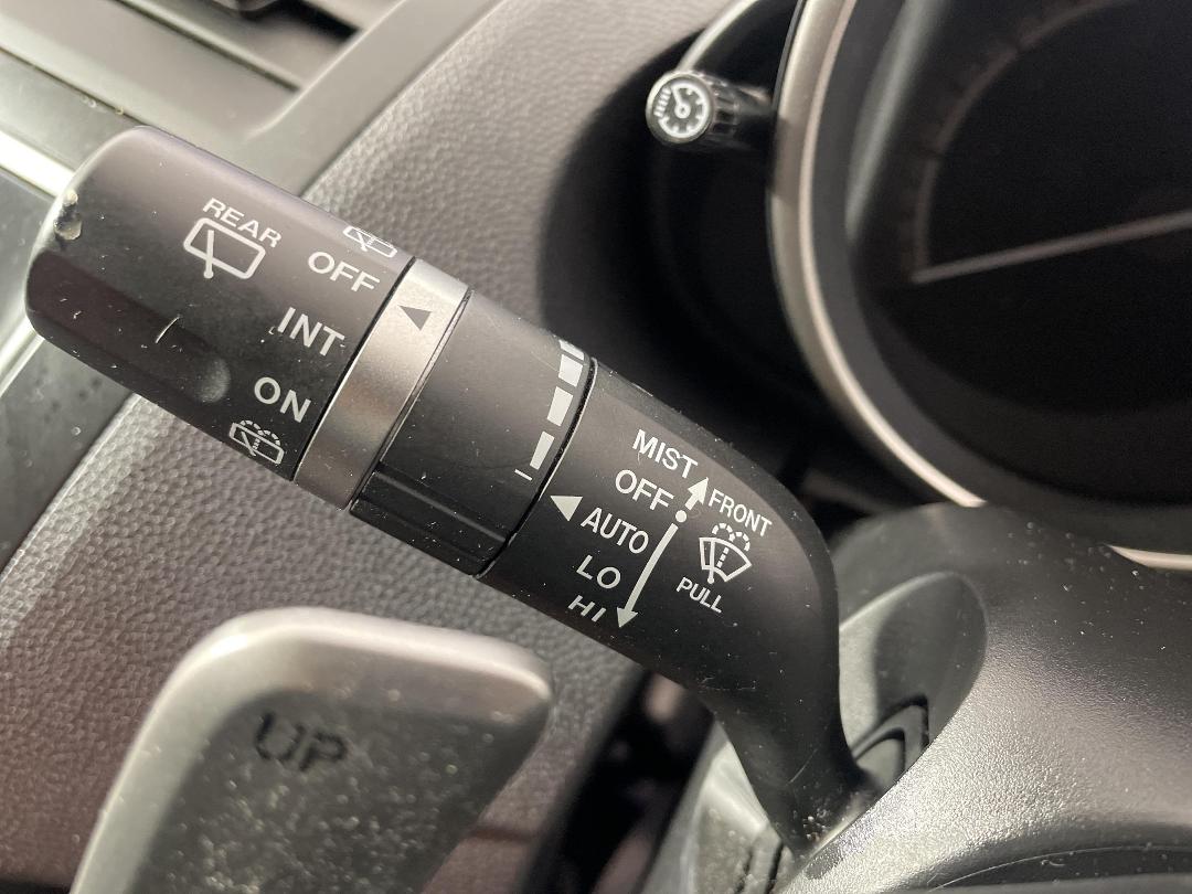 Photo '30' of Mazda Axela