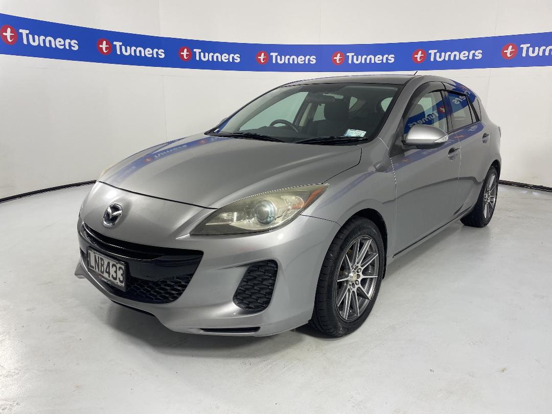 Photo '4' of Mazda Axela