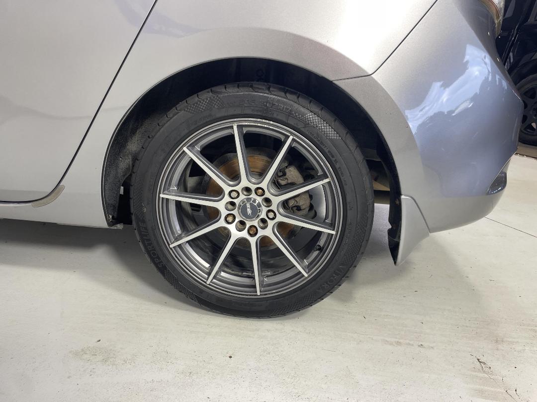 Photo '11' of Mazda Axela