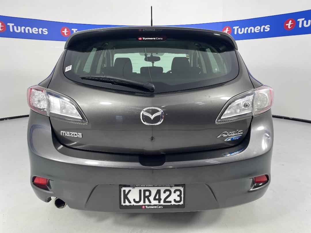 Photo '6' of Mazda Axela