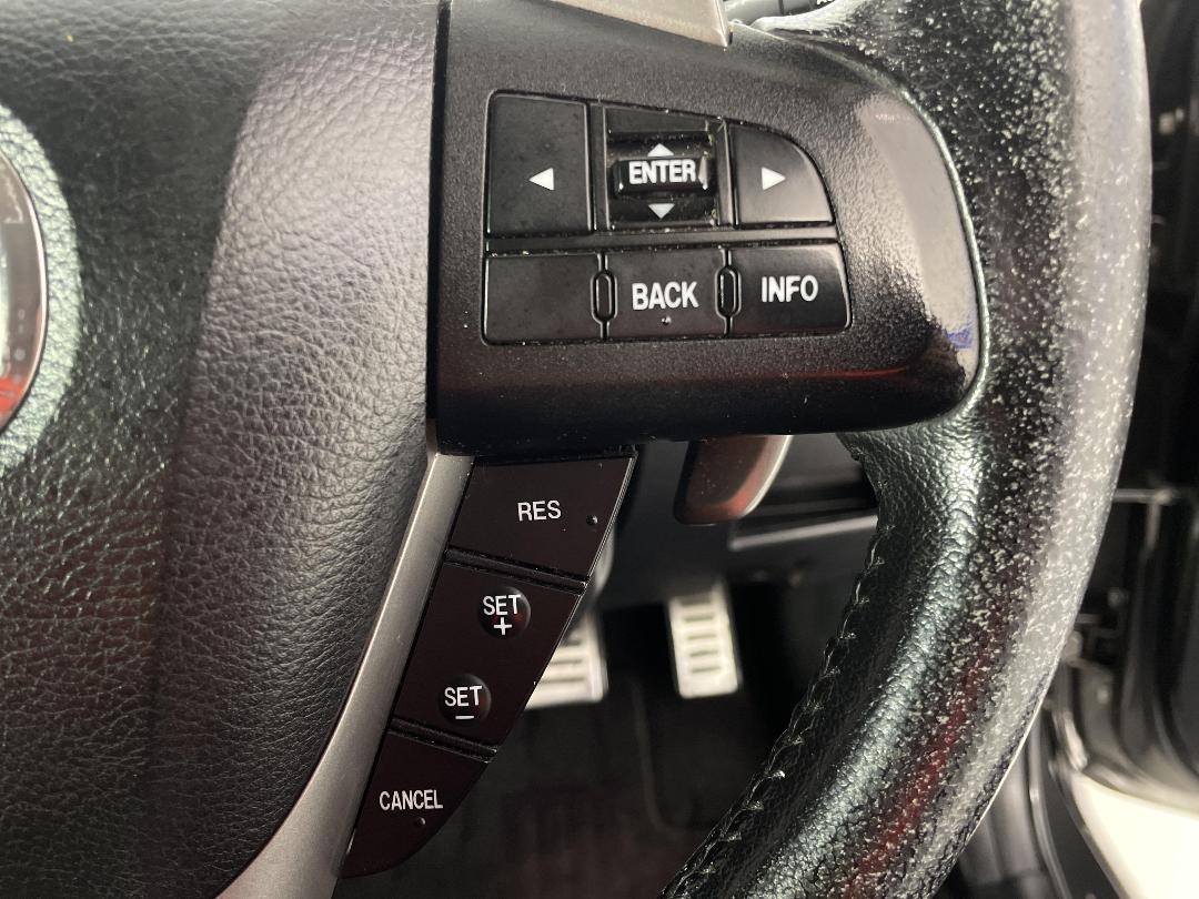 Photo '24' of Mazda Axela