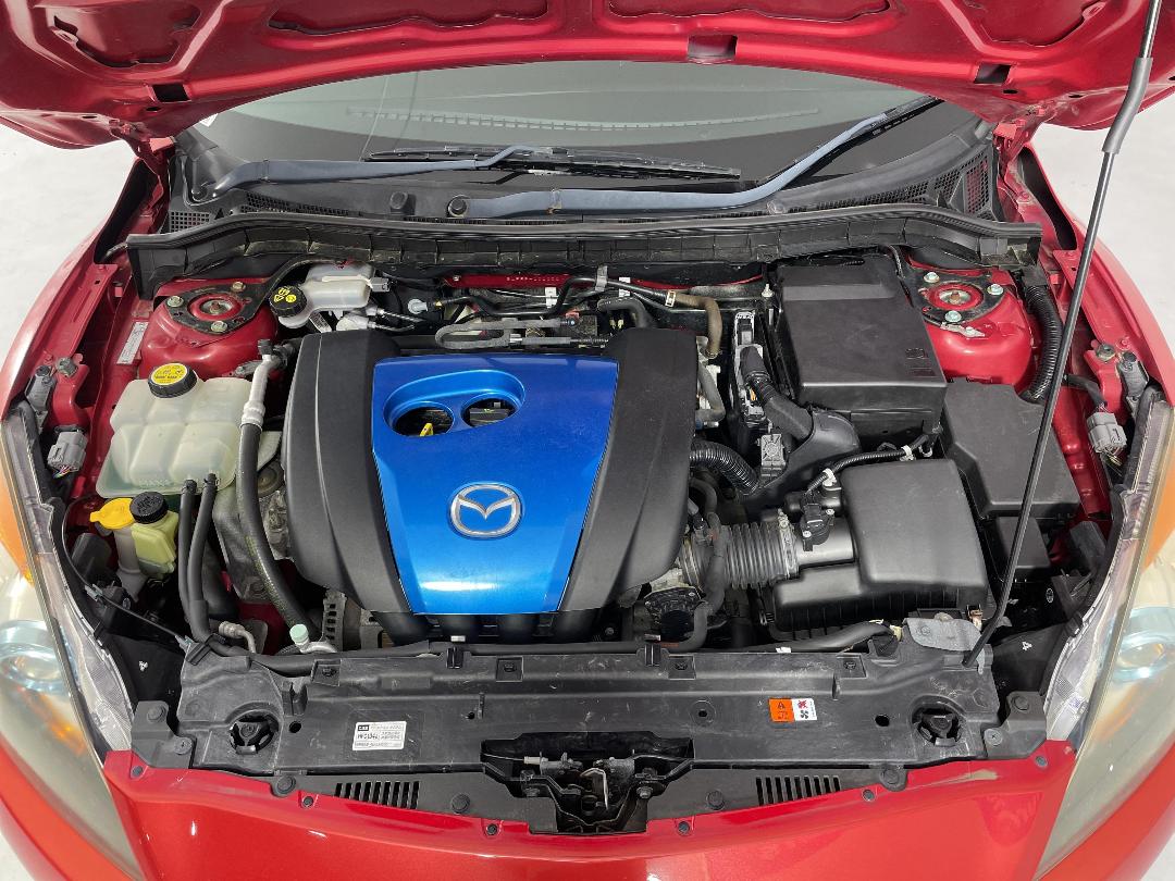 Photo '13' of Mazda Axela