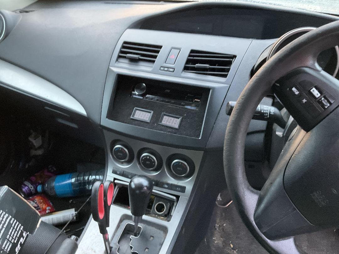 Photo '33' of Mazda Axela