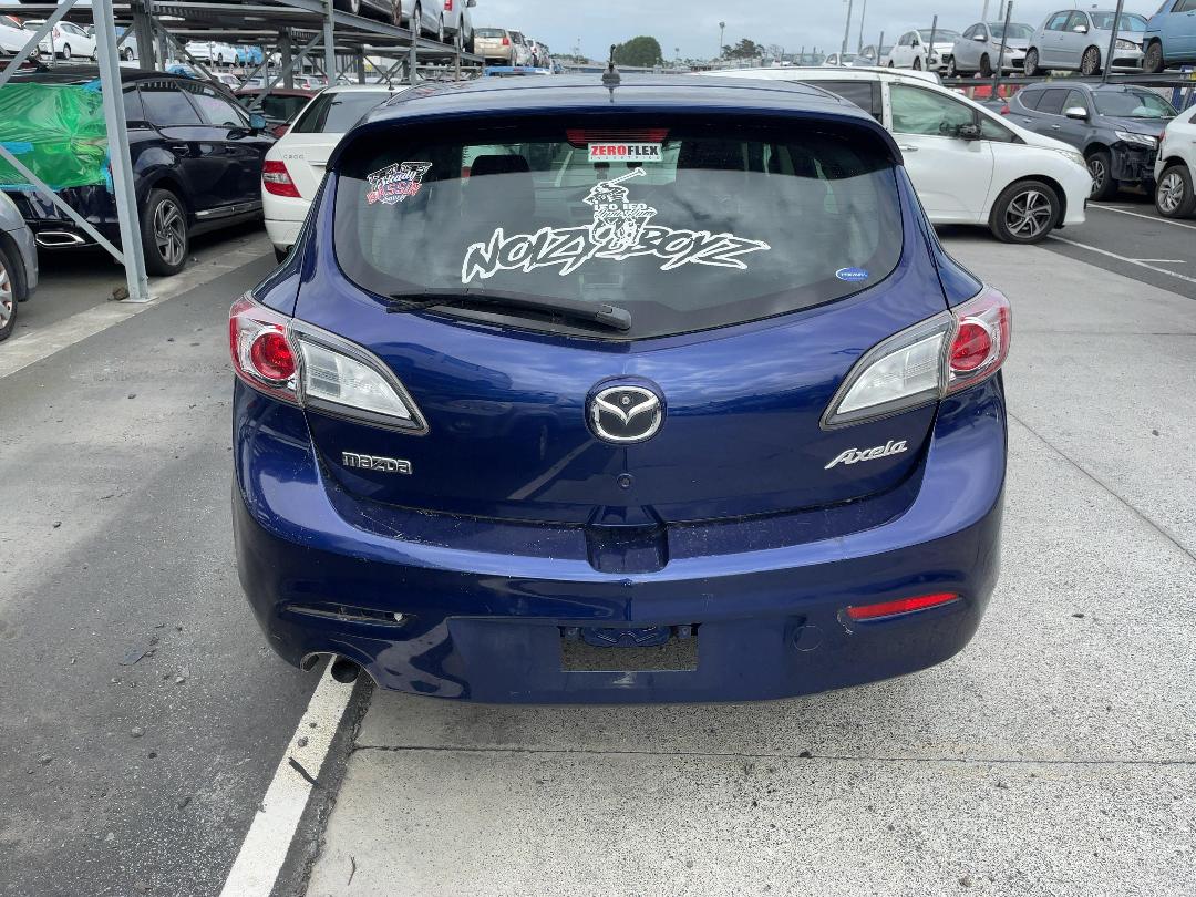 Photo '5' of Mazda Axela