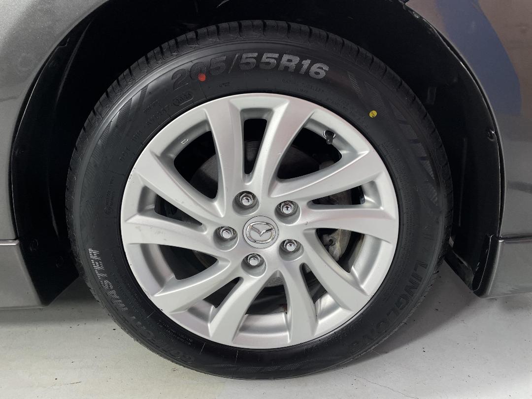 Photo '9' of Mazda Axela Photo '9' of Mazda Axela