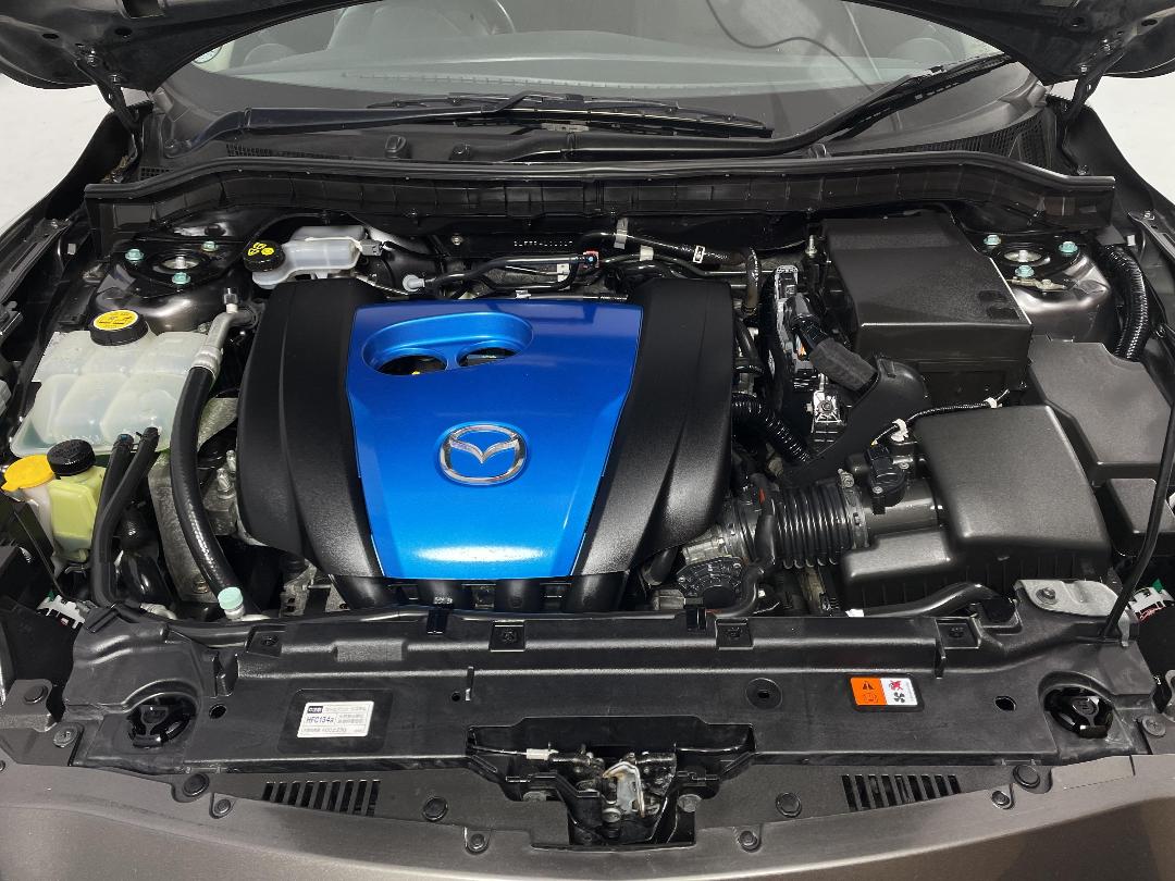 Photo '13' of Mazda Axela Photo '13' of Mazda Axela