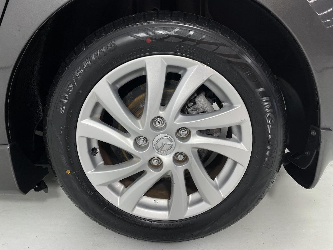 Photo '11' of Mazda Axela Photo '11' of Mazda Axela