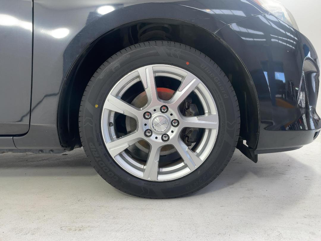 Photo '9' of Mazda Axela Photo '9' of Mazda Axela