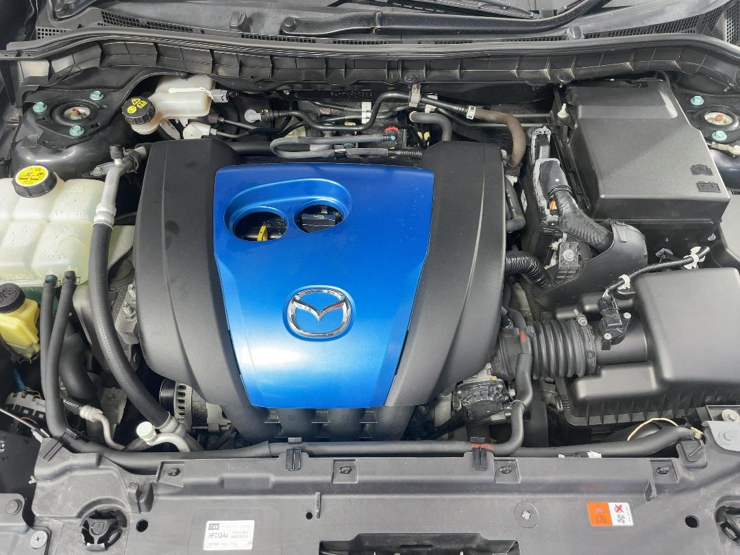 Photo '13' of Mazda Axela Photo '13' of Mazda Axela