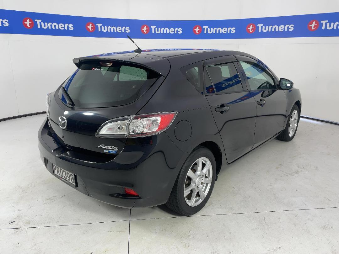 Photo '7' of Mazda Axela Photo '7' of Mazda Axela