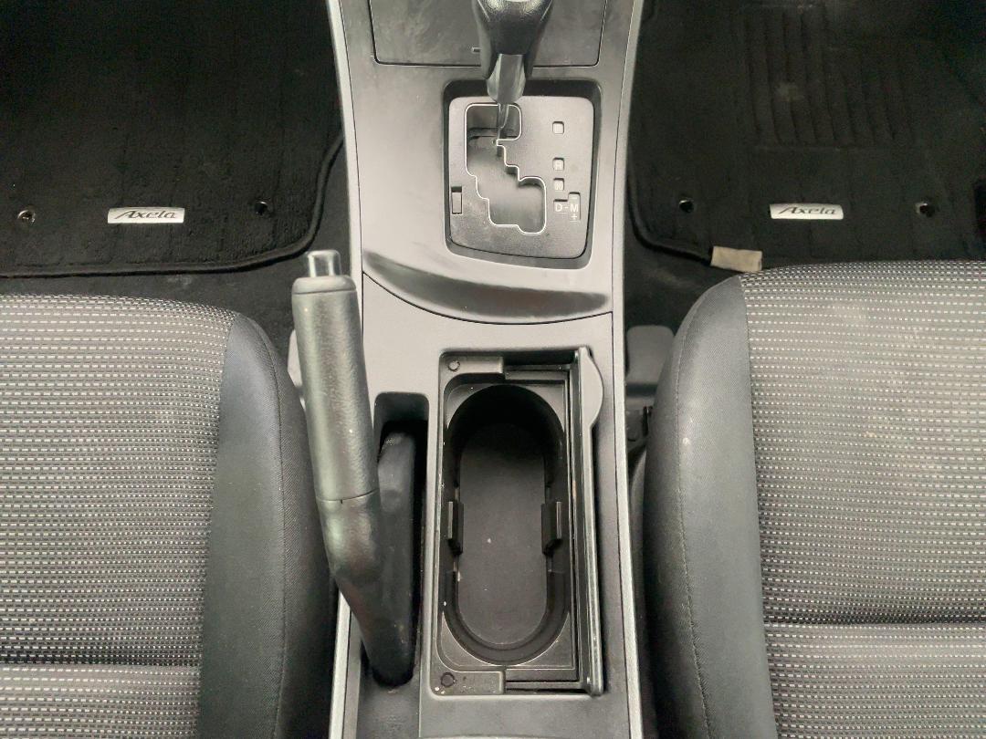 Photo '18' of Mazda Axela Photo '18' of Mazda Axela