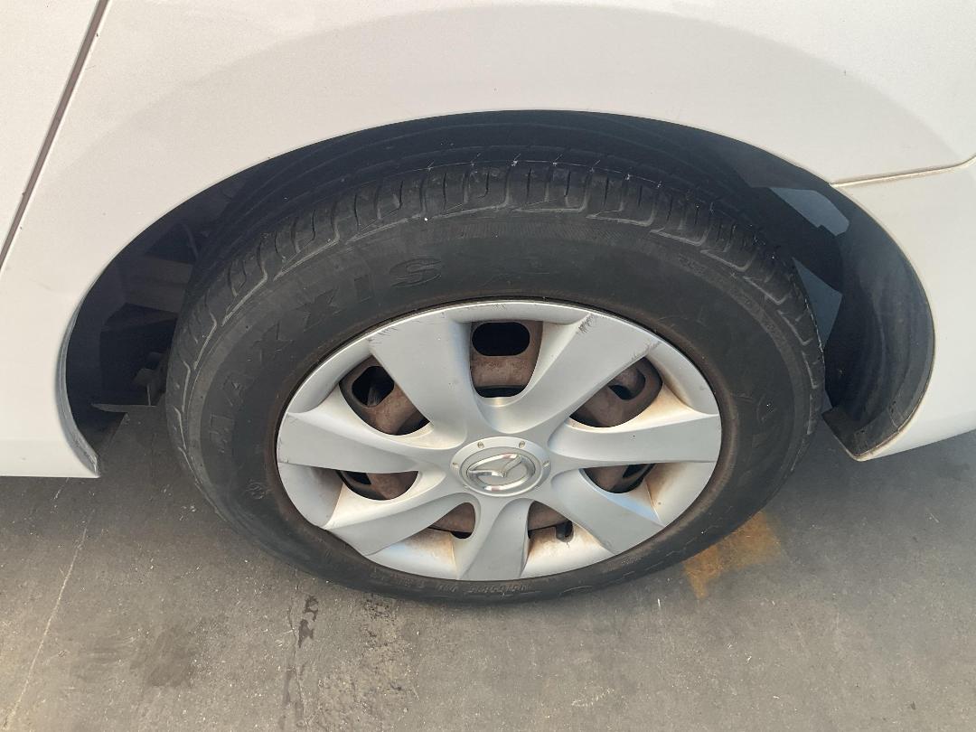 Photo '5' of Mazda Axela