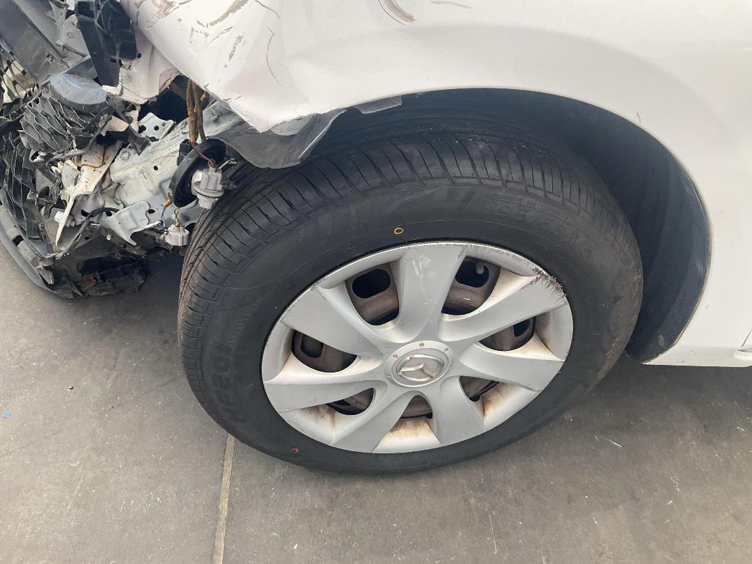 Photo '4' of Mazda Axela