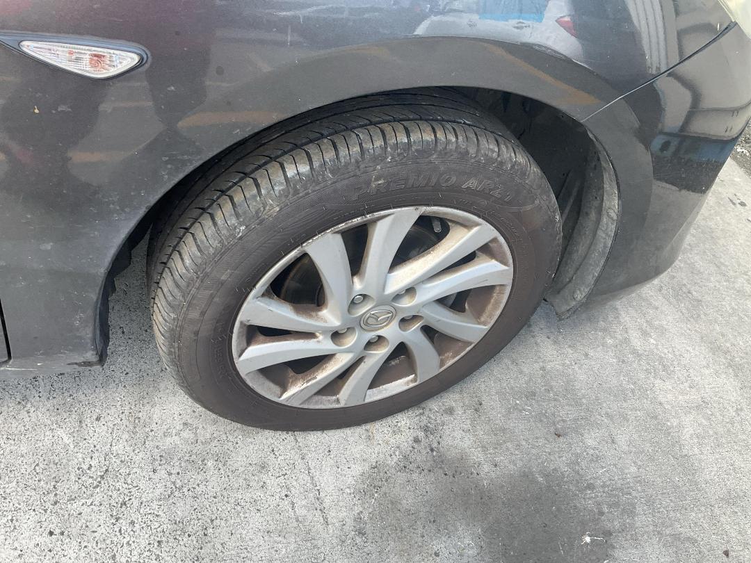 Photo '9' of Mazda Axela