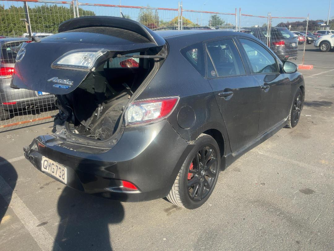 Photo '4' of Mazda Axela