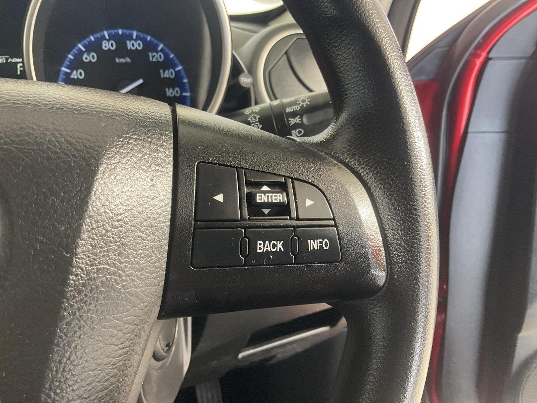 Photo '26' of Mazda Axela Photo '26' of Mazda Axela