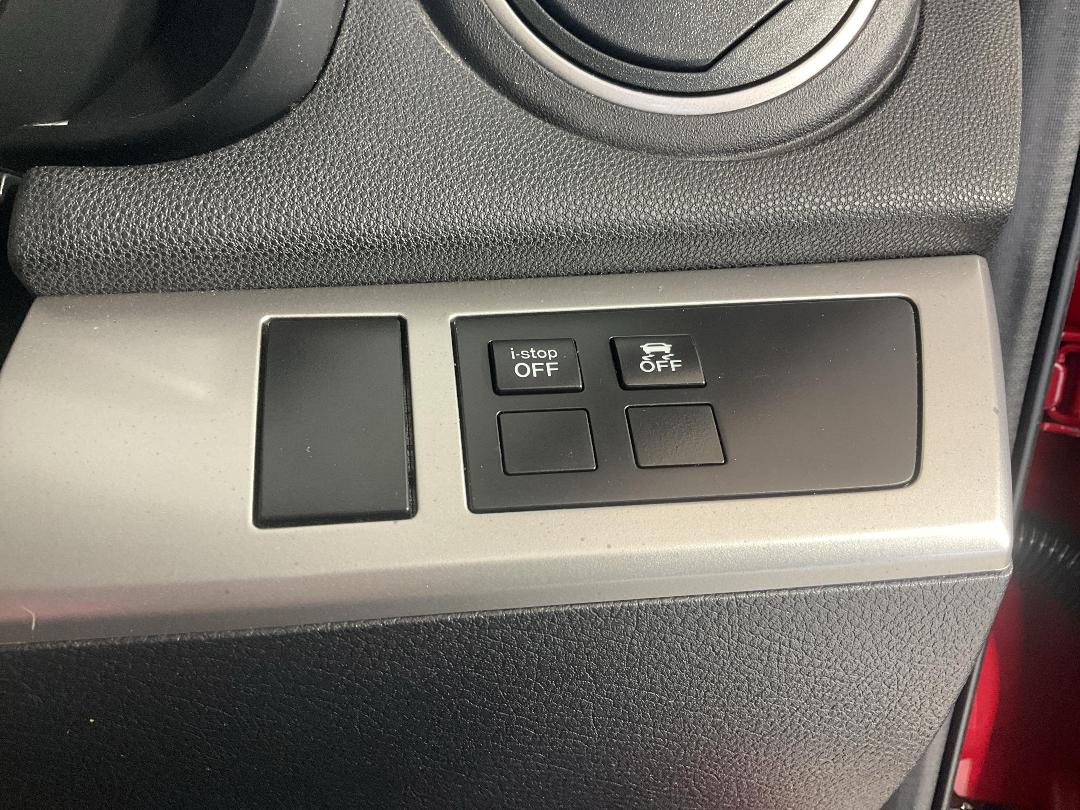 Photo '28' of Mazda Axela Photo '28' of Mazda Axela