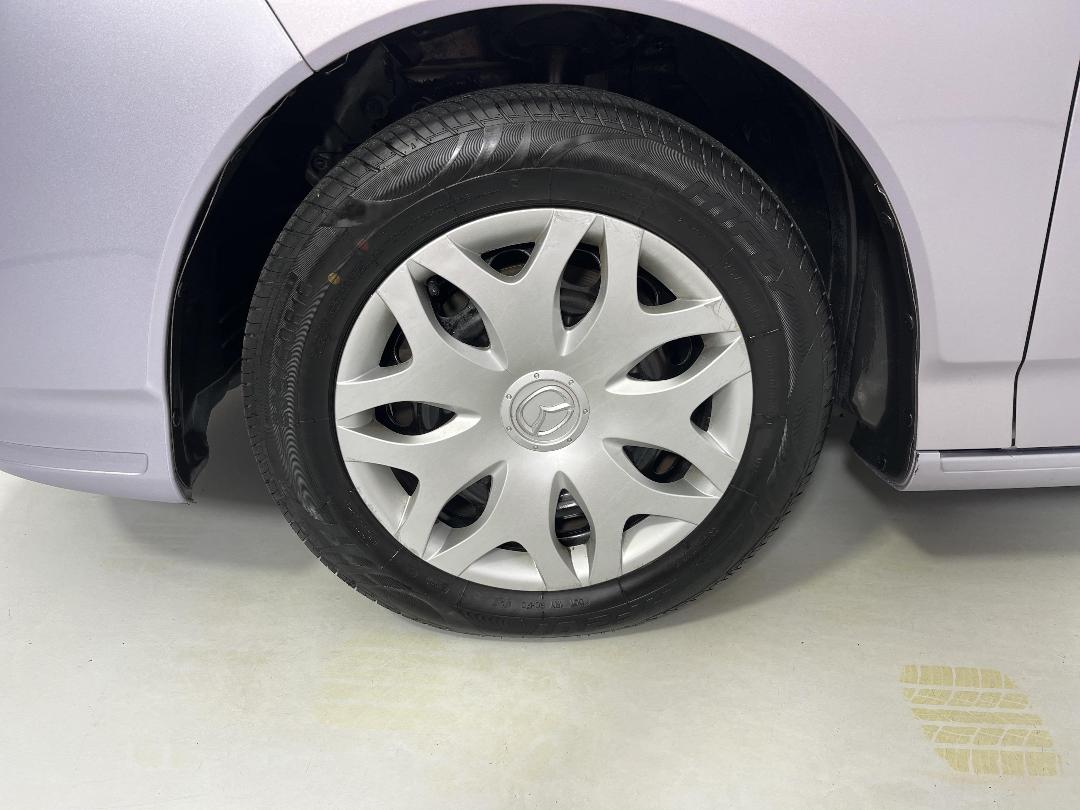 Photo '10' of Mazda Biante Photo '10' of Mazda Biante