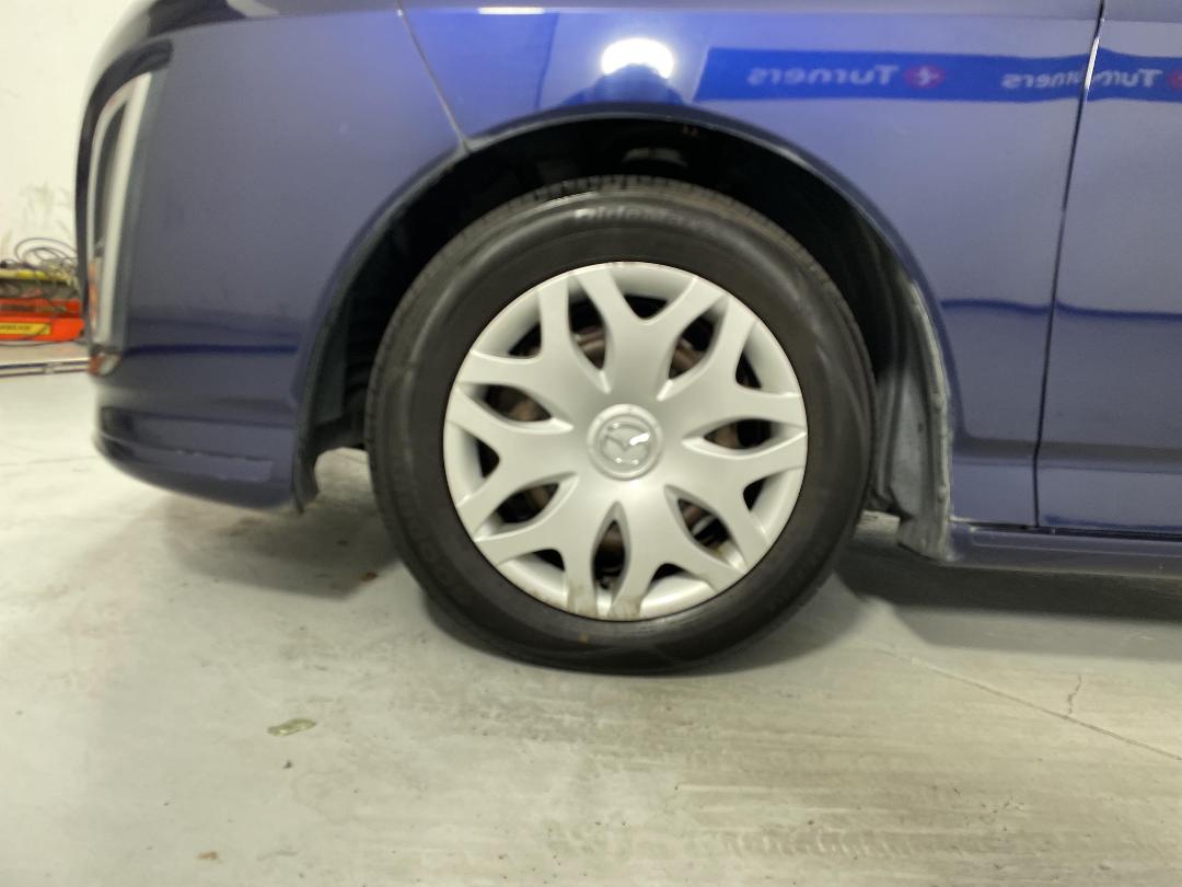 Photo '10' of Mazda Biante