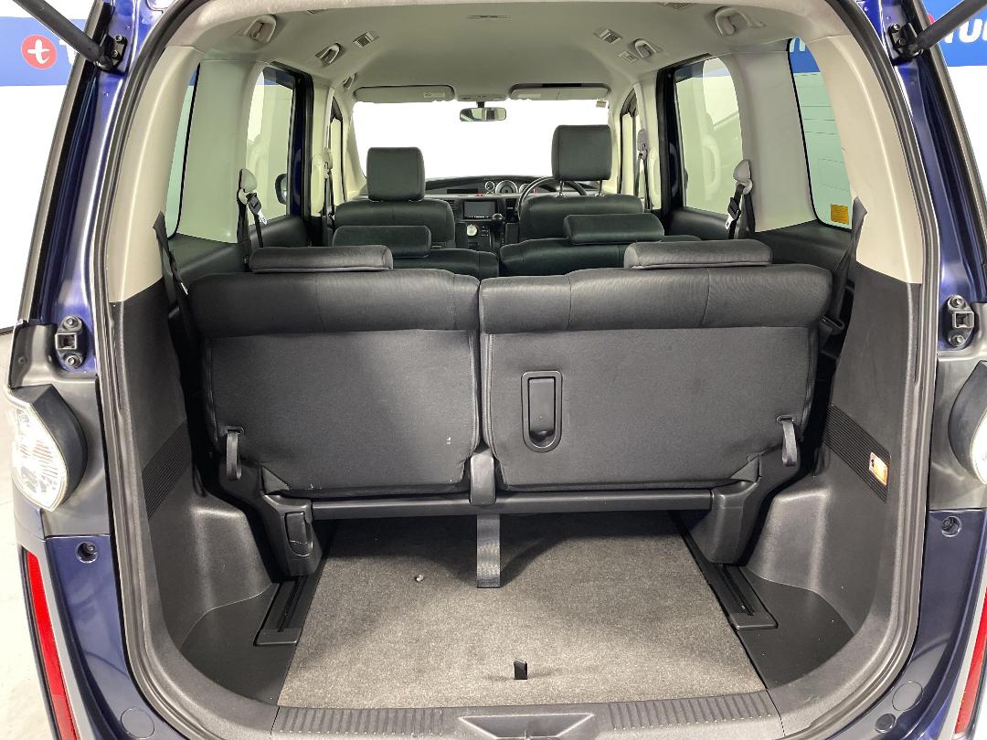 Photo '14' of Mazda Biante