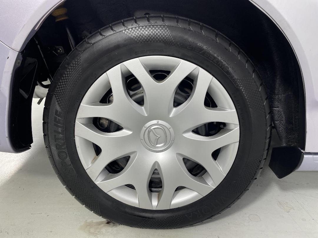 Photo '12' of Mazda Biante Photo '12' of Mazda Biante