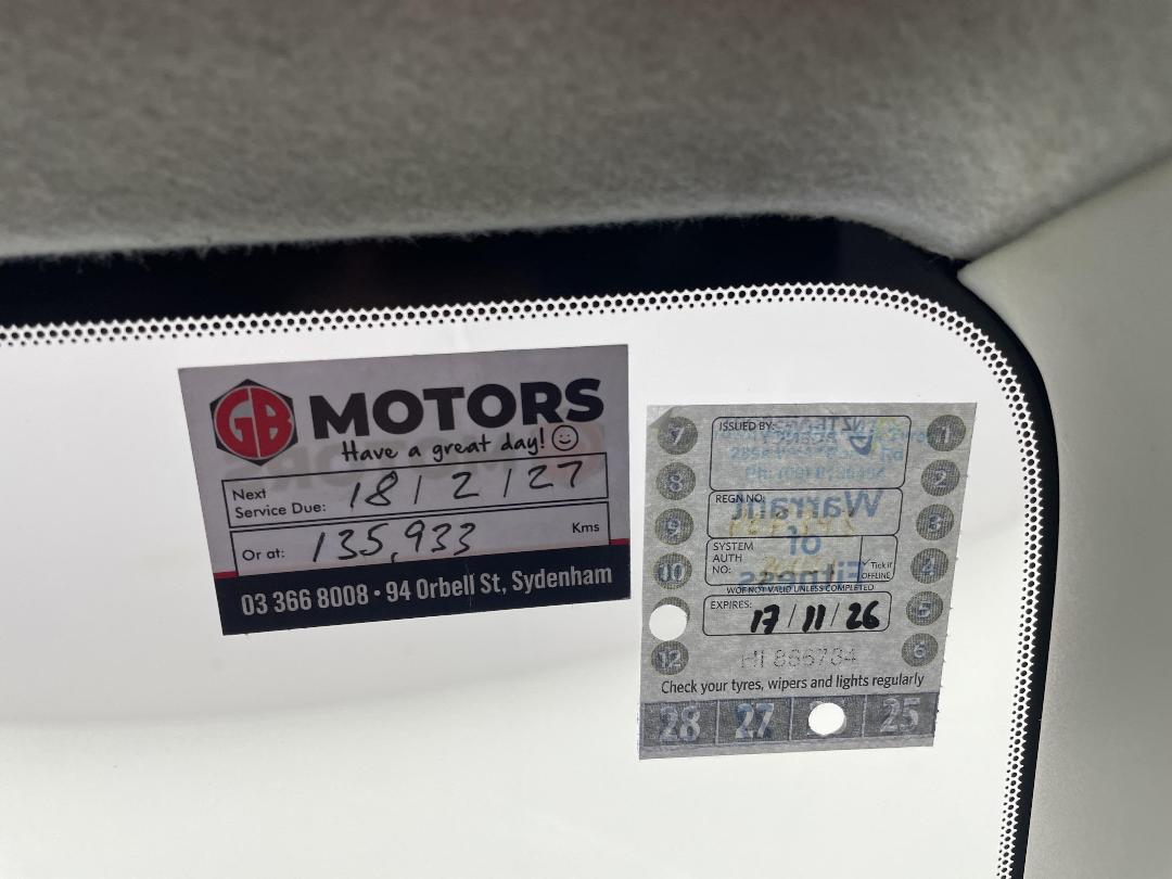 Photo '23' of Mazda Biante Photo '23' of Mazda Biante