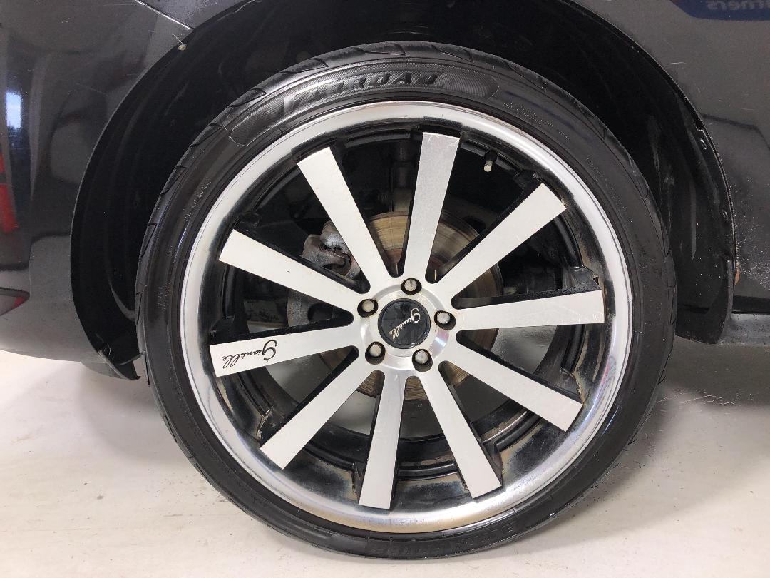 Photo '10' of Mazda CX-7