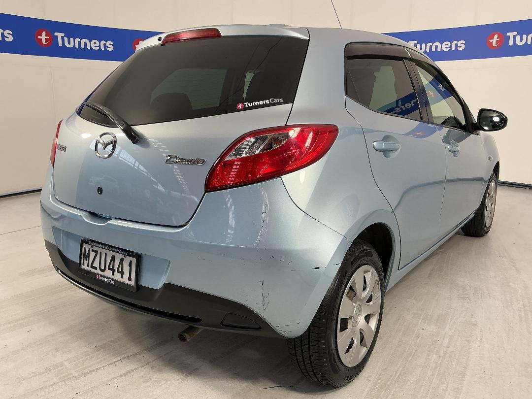 Photo '7' of Mazda Demio