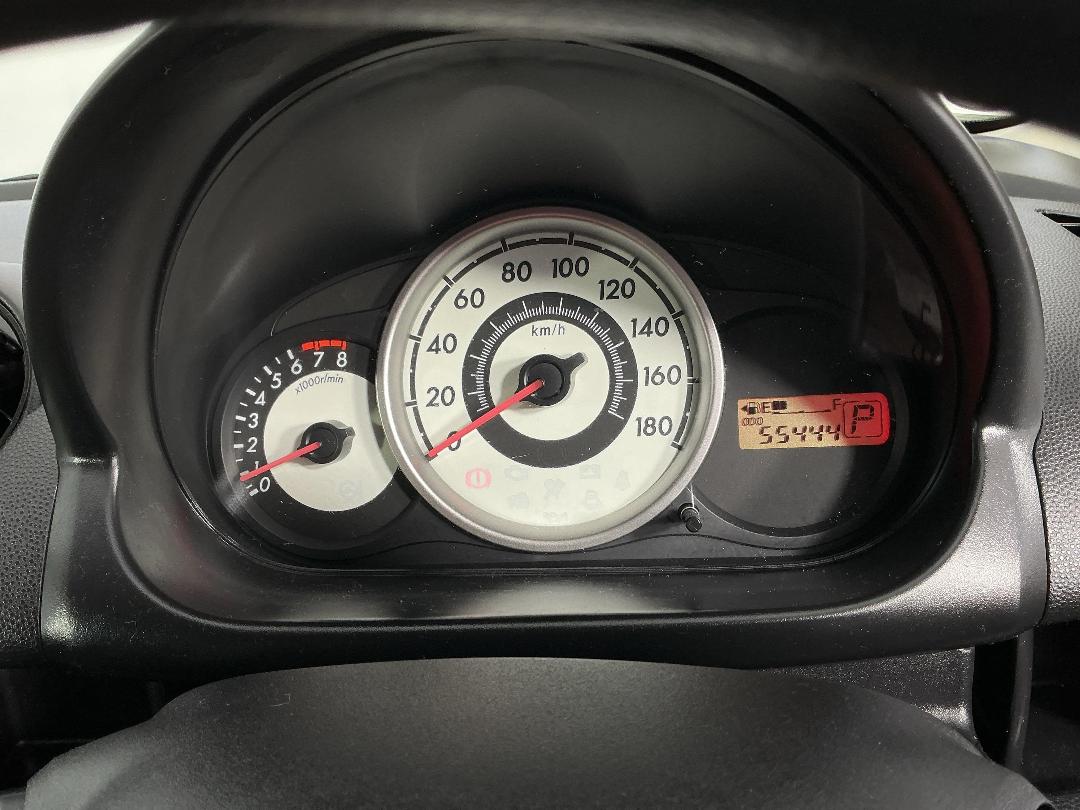 Photo '21' of Mazda Demio