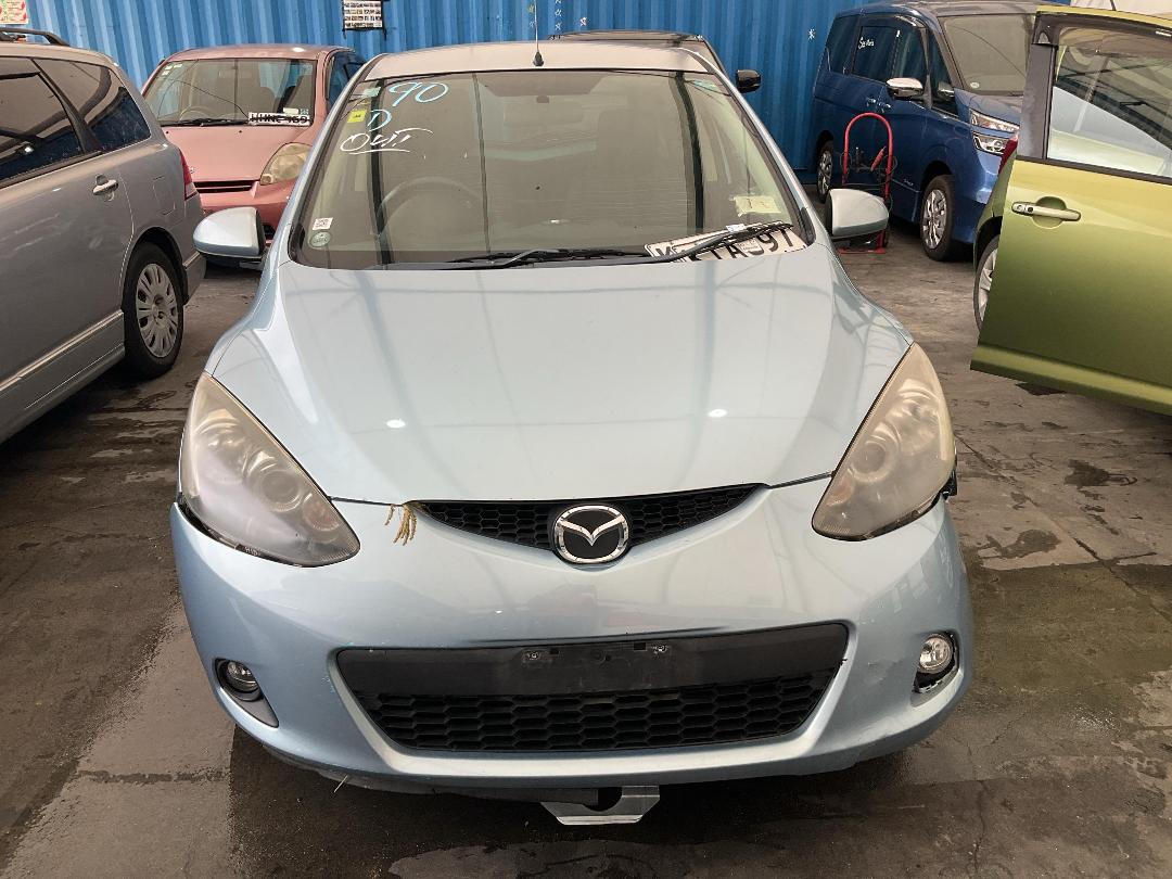 Photo '2' of Mazda Demio Photo '2' of Mazda Demio