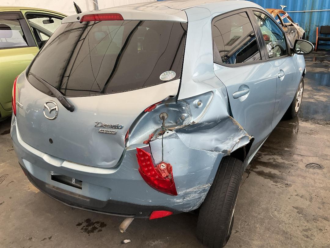 Photo '7' of Mazda Demio Photo '7' of Mazda Demio