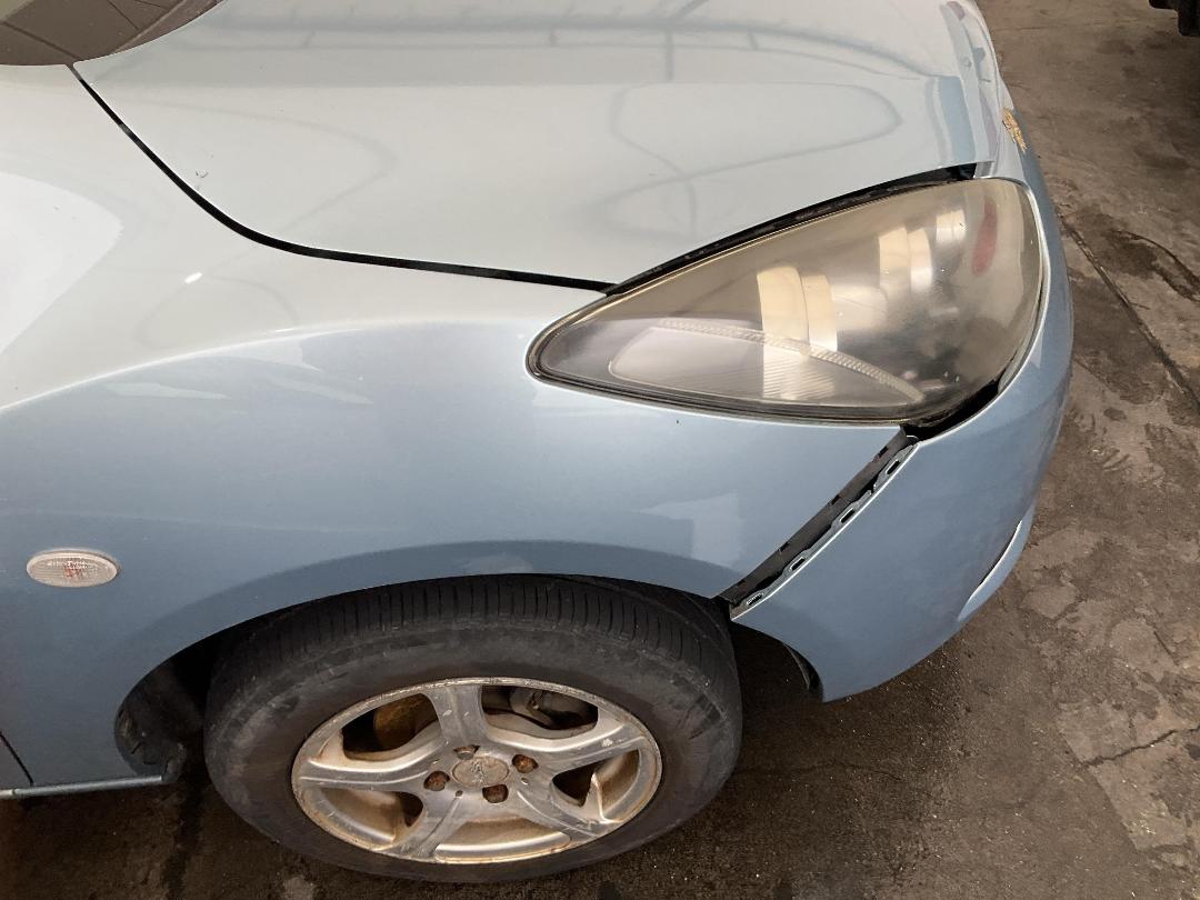 Photo '18' of Mazda Demio Photo '18' of Mazda Demio