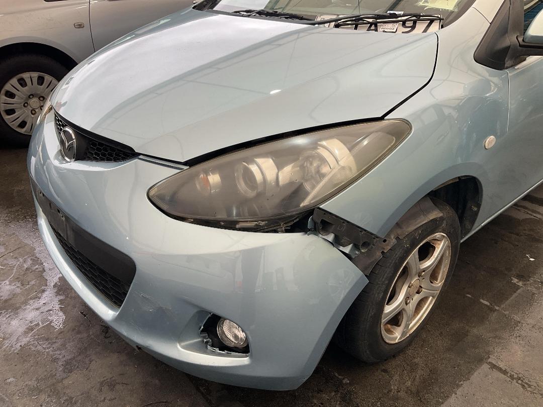 Photo '21' of Mazda Demio Photo '21' of Mazda Demio