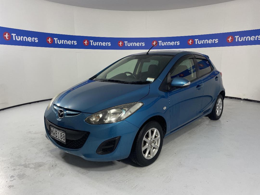 Photo '4' of Mazda Demio