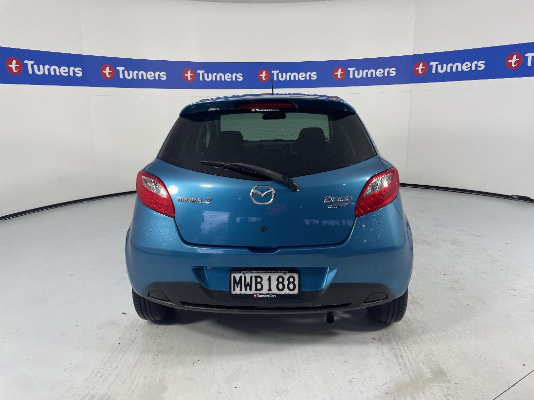 Photo '6' of Mazda Demio