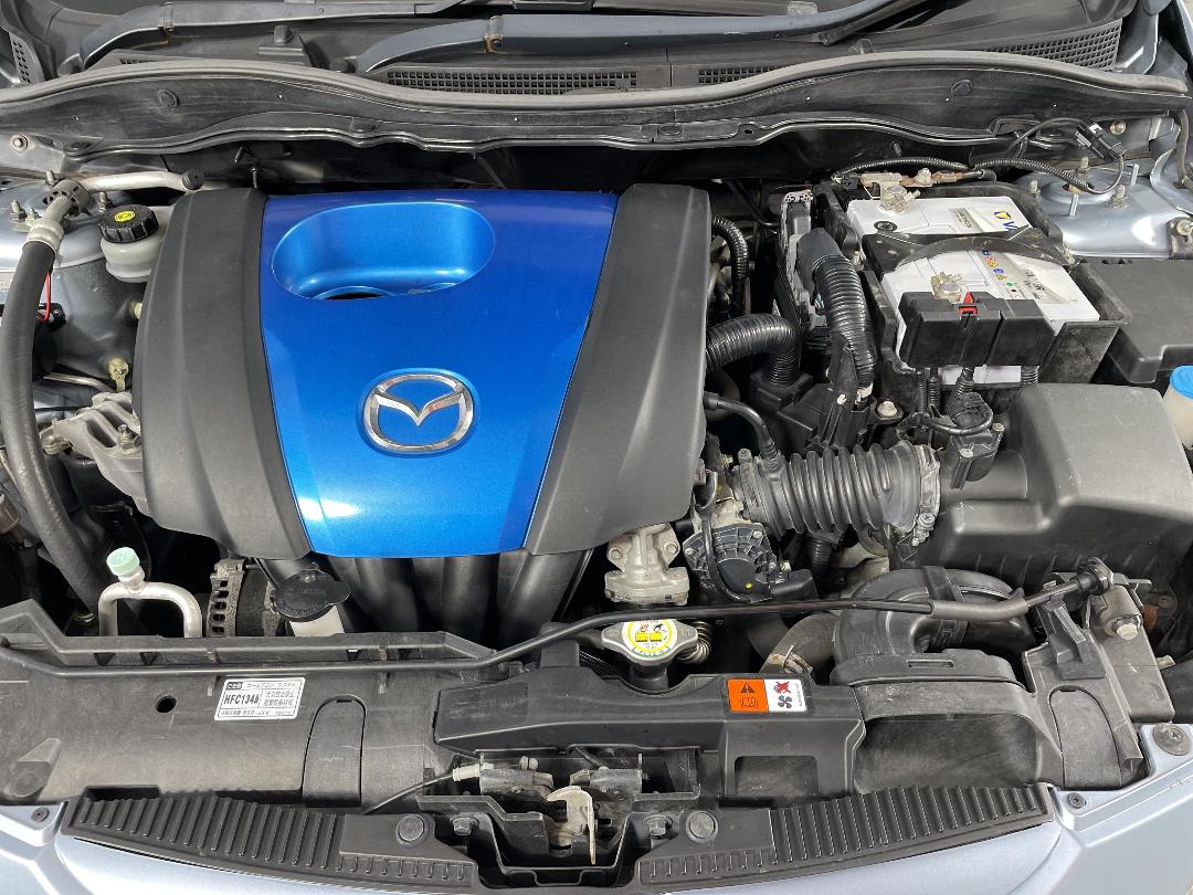 Photo '13' of Mazda Demio