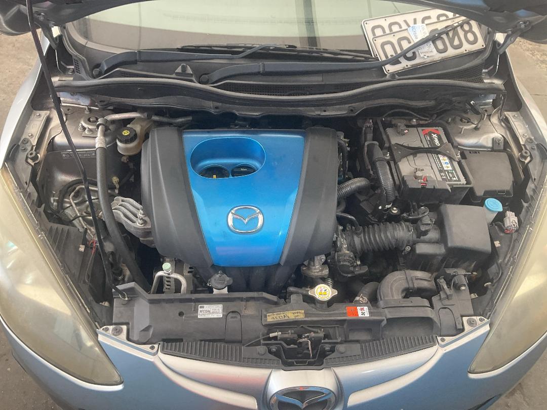 Photo '13' of Mazda Demio