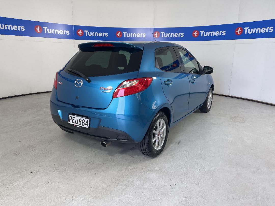 Photo '7' of Mazda Demio