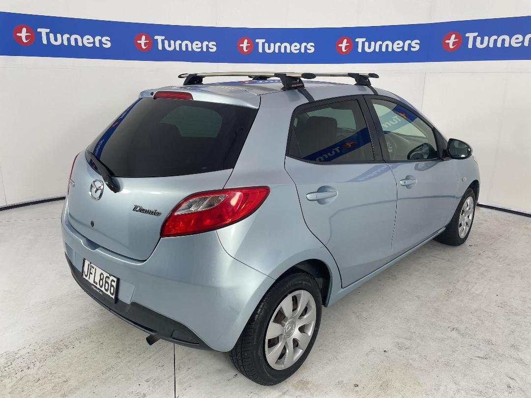 Photo '7' of Mazda Demio Photo '7' of Mazda Demio