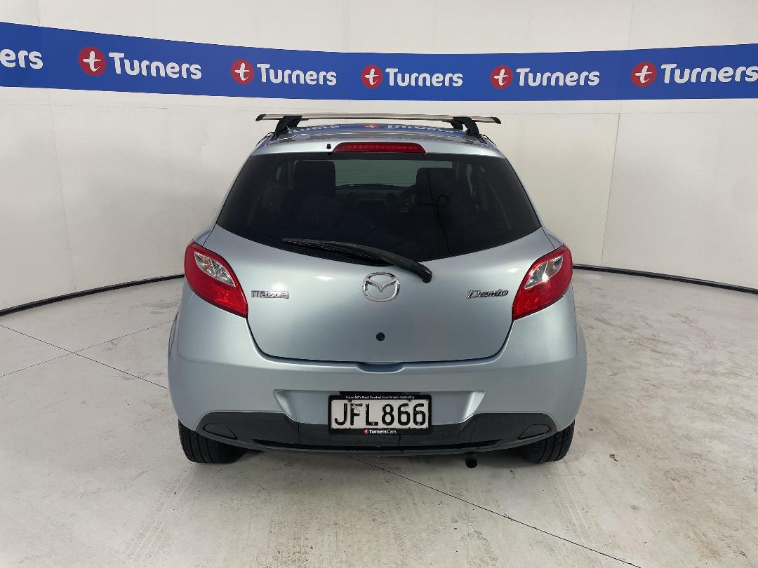 Photo '6' of Mazda Demio Photo '6' of Mazda Demio