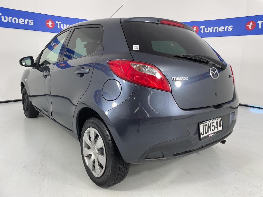 Photo '5' of Mazda Demio